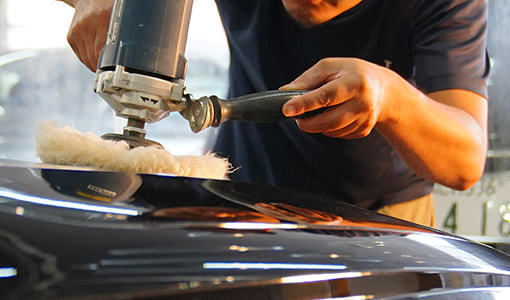 新車でも磨く？